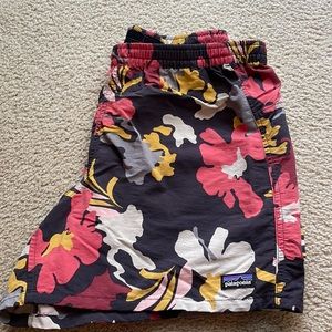 Patagonia. Women’s shorts. Size M